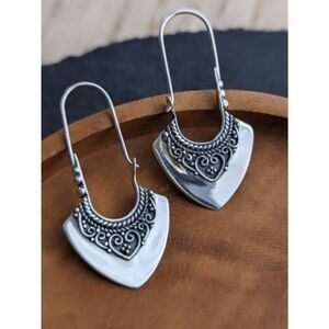 Bohemian Artisan Vibe Hoop Earrings Traditional Artistry Handmade Elegance